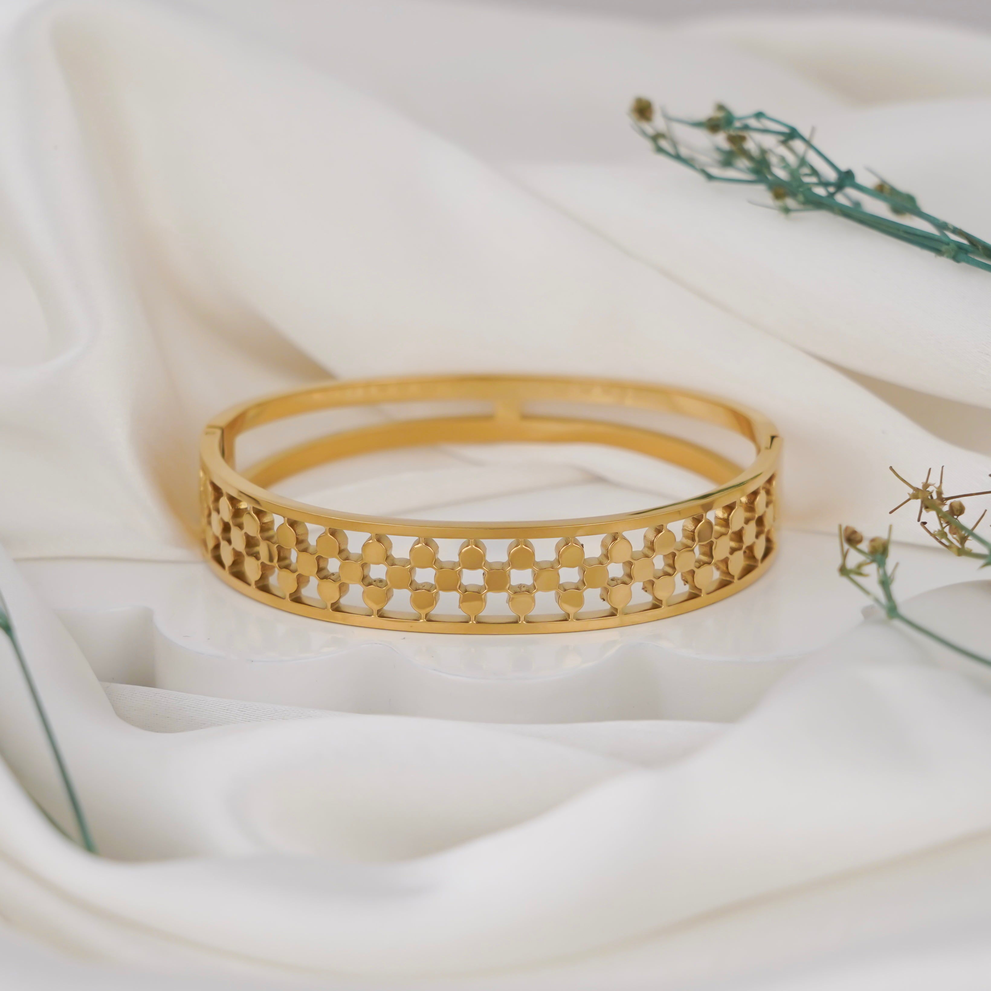Meenakari Mesh Bracelet
