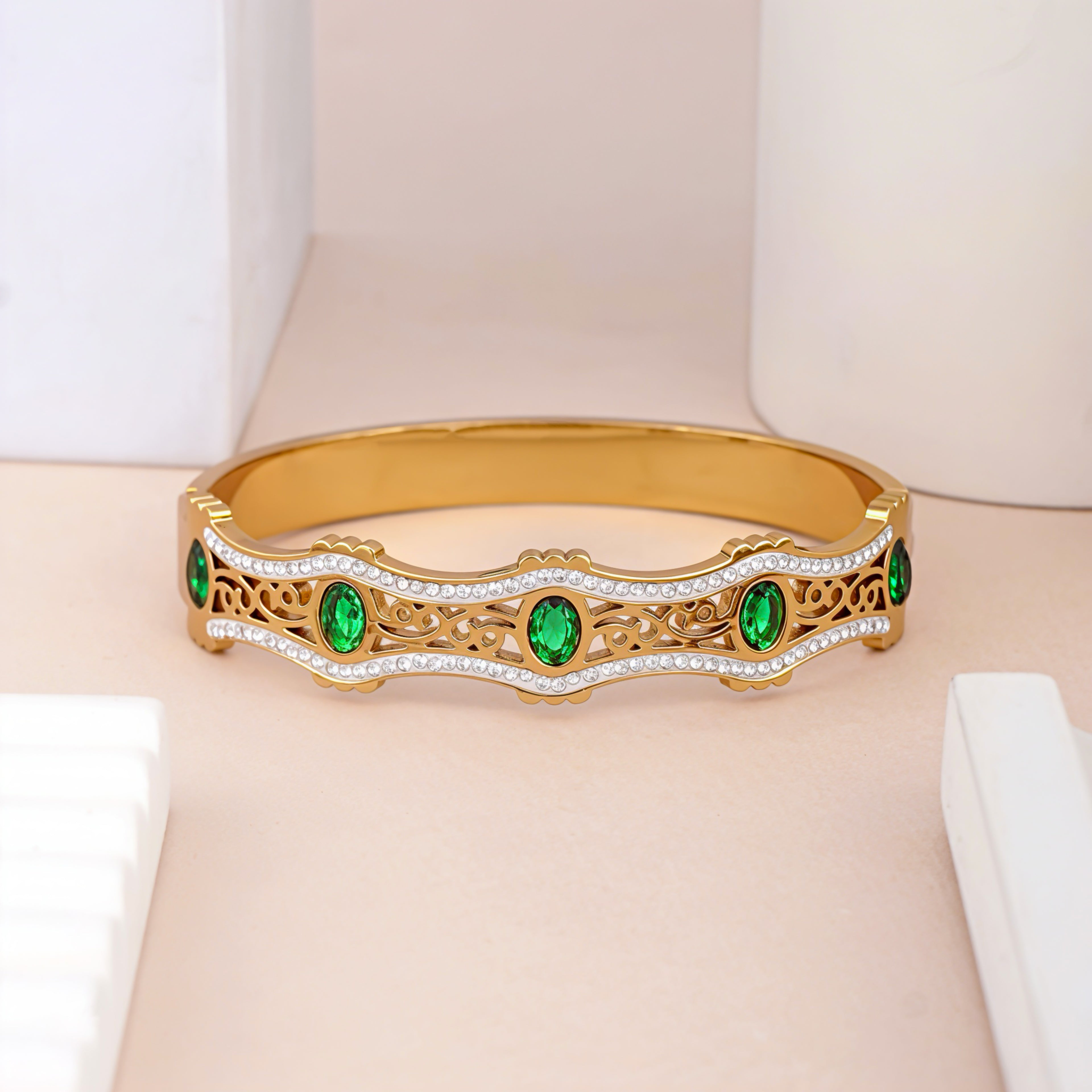 Shizuka Bracelet