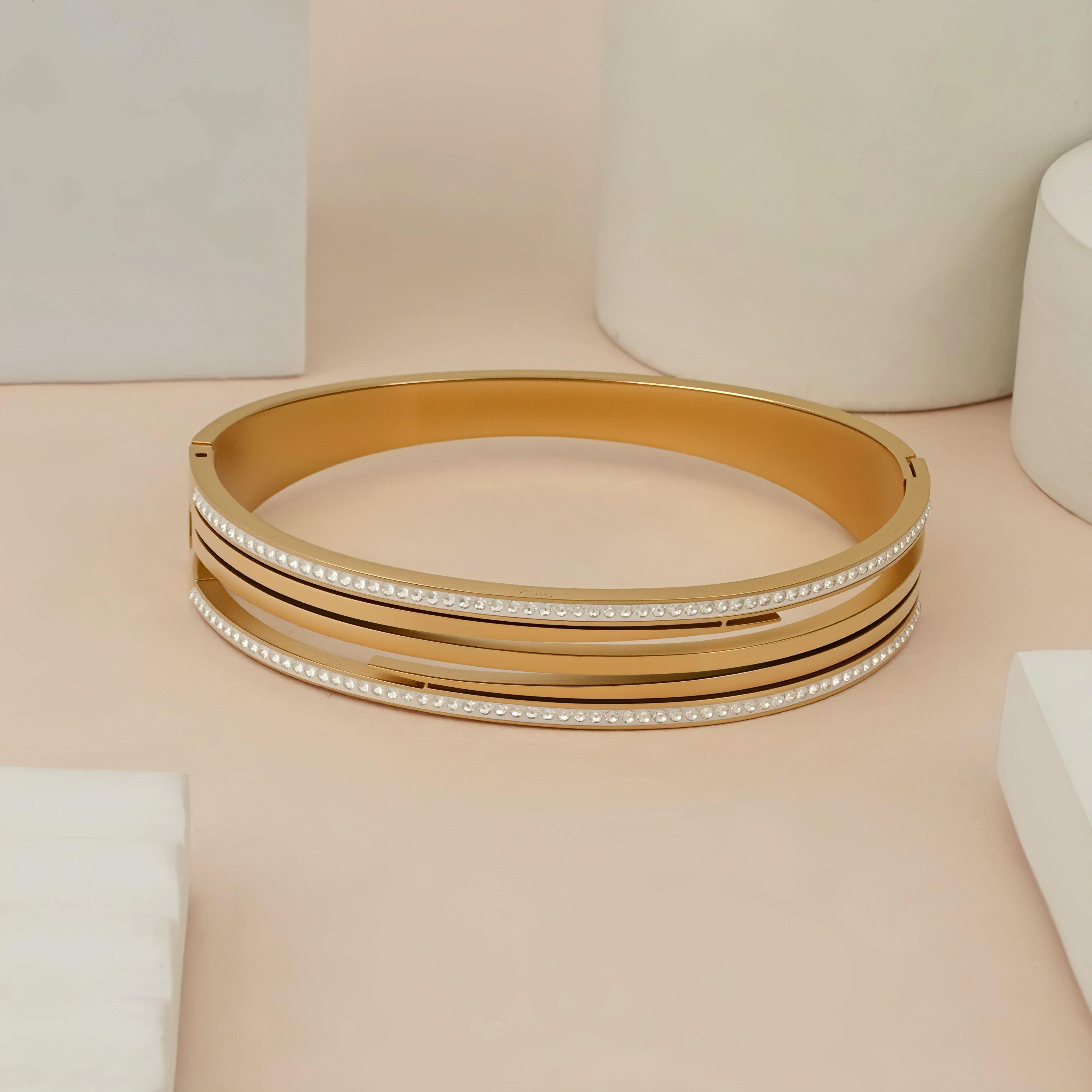 Aarvi  Bracelet