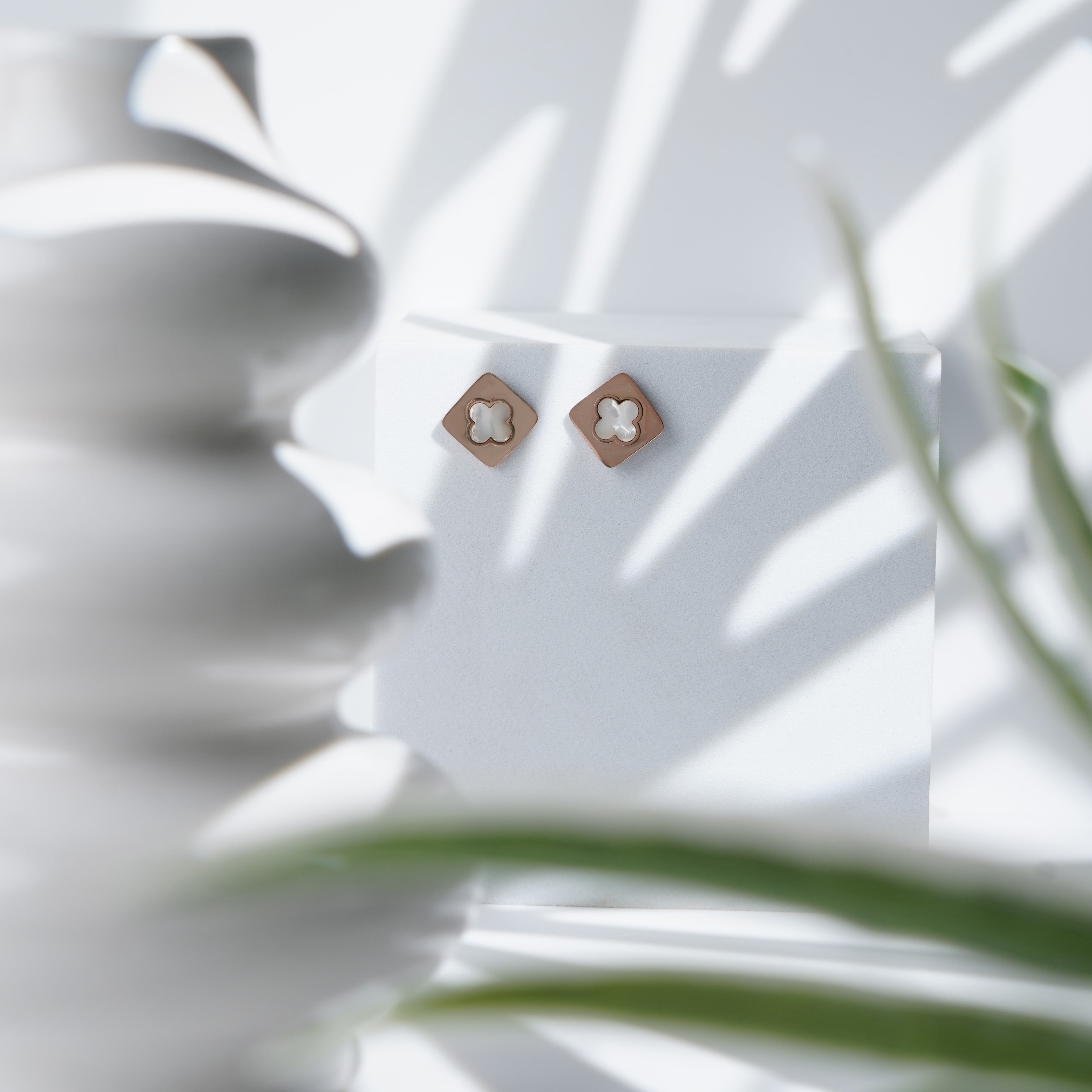 Elegant Four-Leaf Clover Square Earrings for Everyday Glam