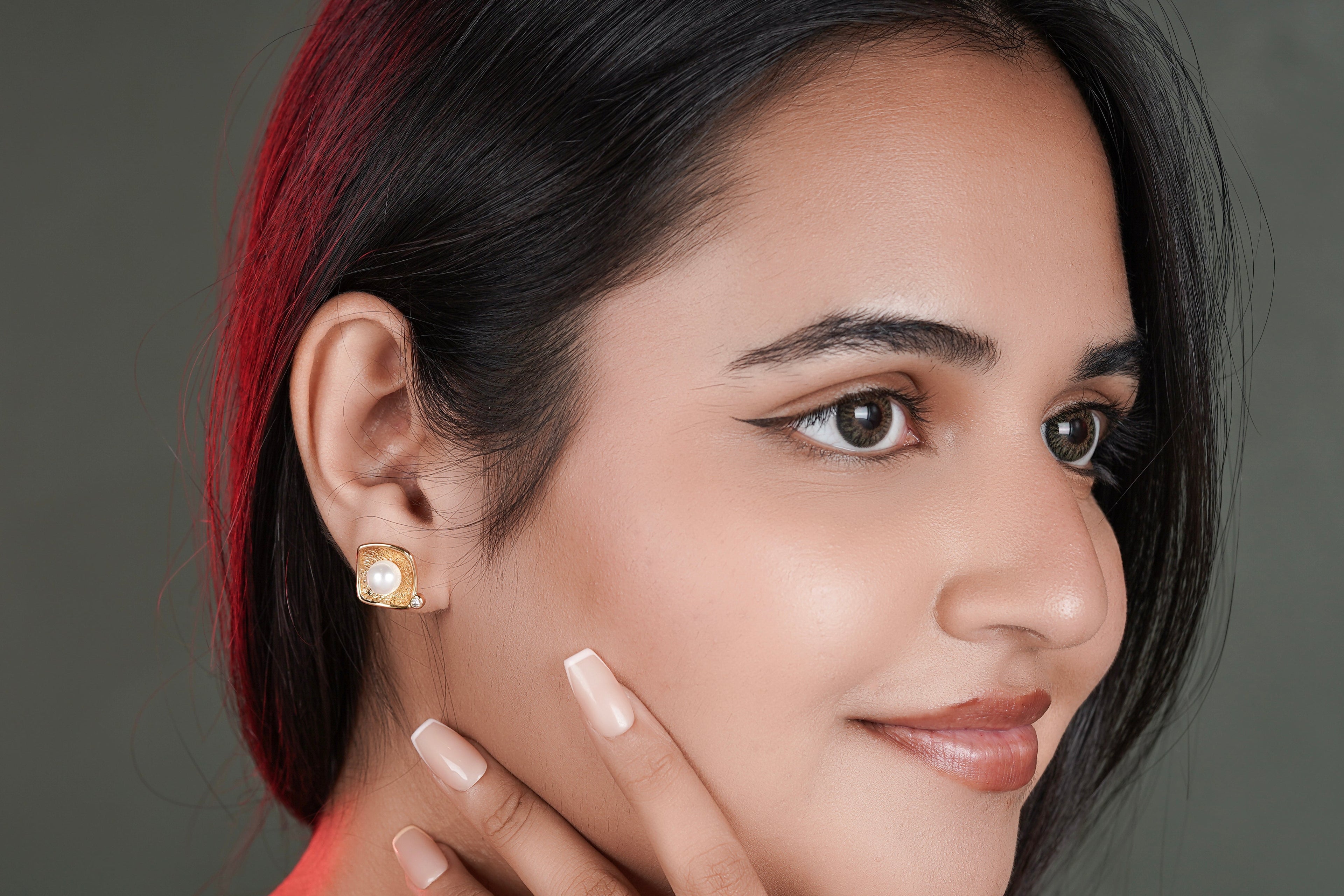 Faux Pearl Square Earings