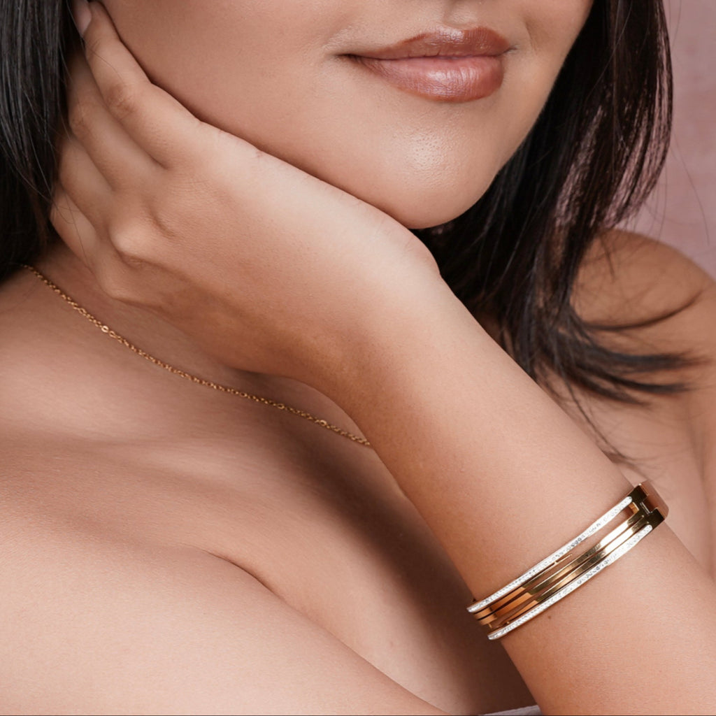 Aarvi  Bracelet