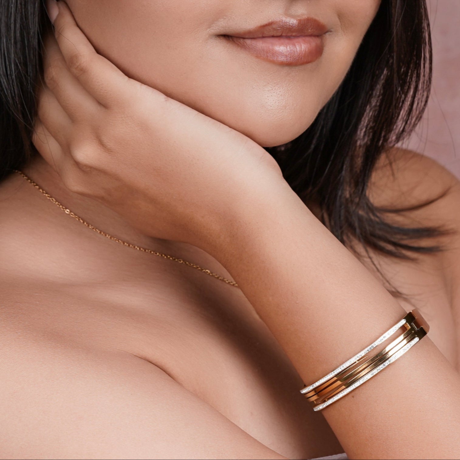 Aarvi  Bracelet