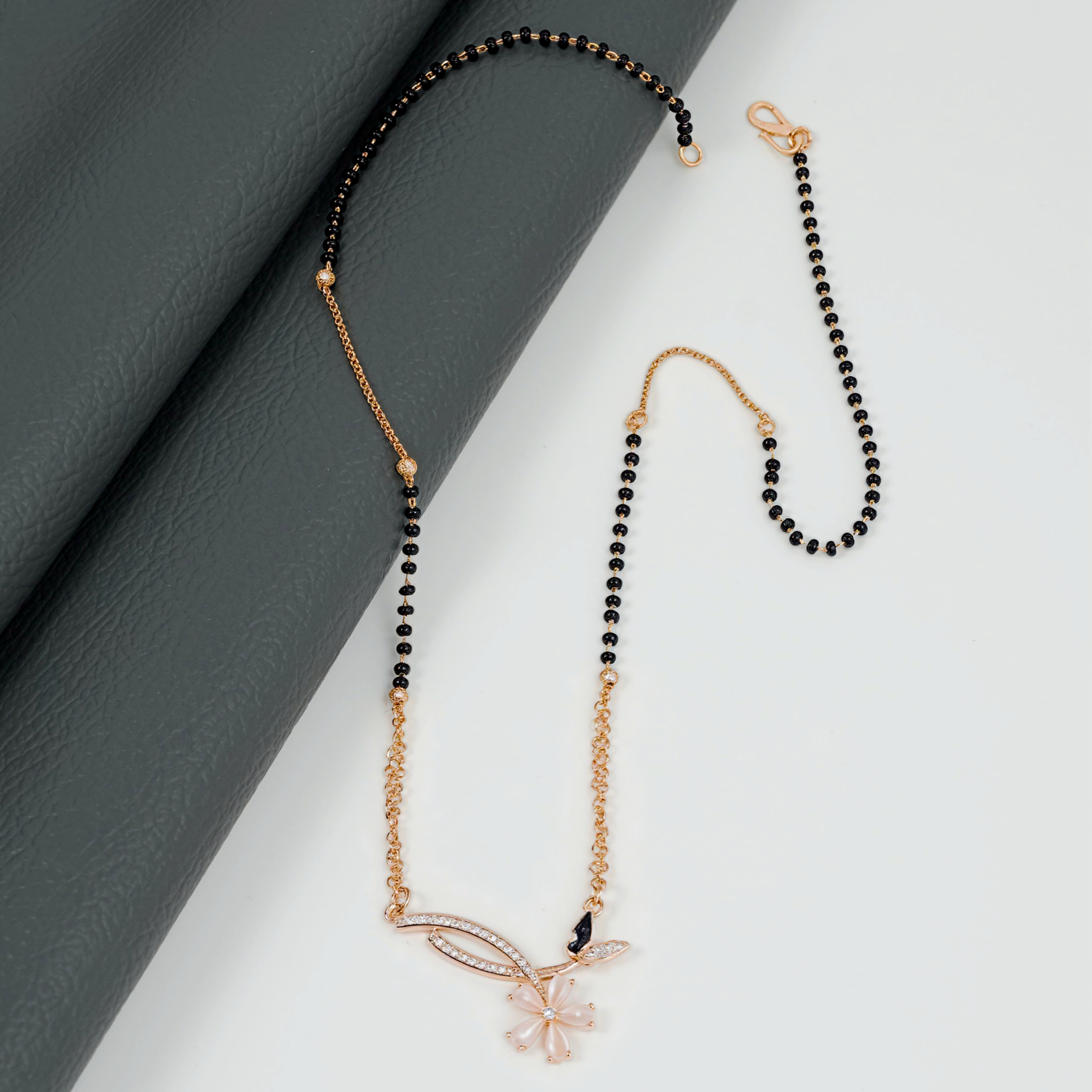 Graceful Butterfly Flower Mangalsutra